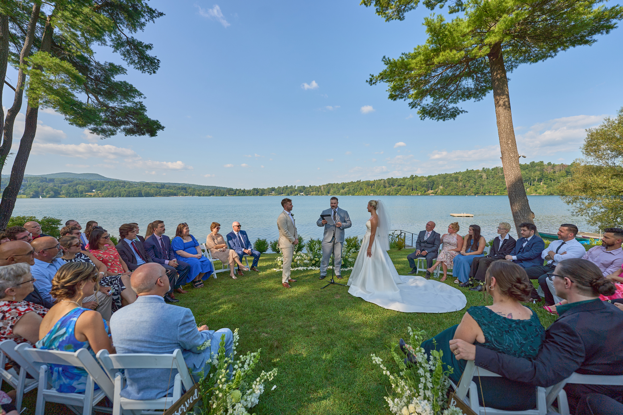 A Romantic Summer Wedding at the Interlaken Inn