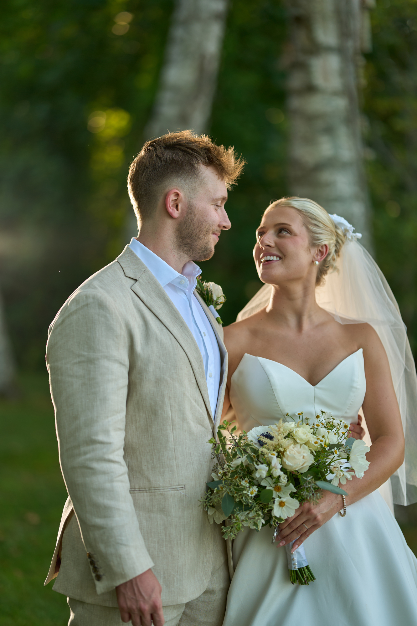 A Romantic Summer Wedding at the Interlaken Inn